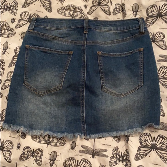 Denim distressed skirt - Picture 2 of 2